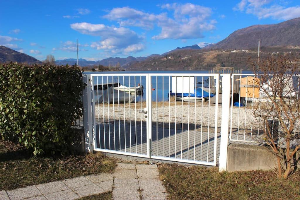 Fronte LagoResidencegarden, Moderno Appartamento Calceranica al Lago Esterno foto